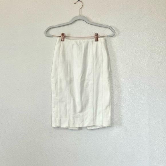 White House Black Market Dresses & Skirts - White House Black Market Pencil Skirt Cream Stretch Knit PETITE 00P